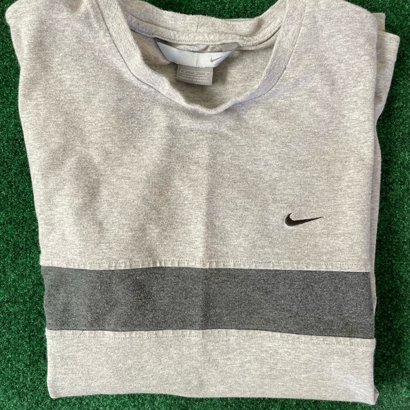 Y2K Nike shirt - Picture 5 of 6